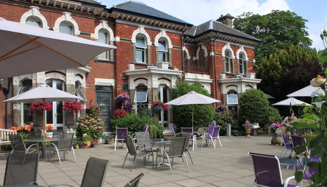 Leaside Hotel Luton  Exterior photo
