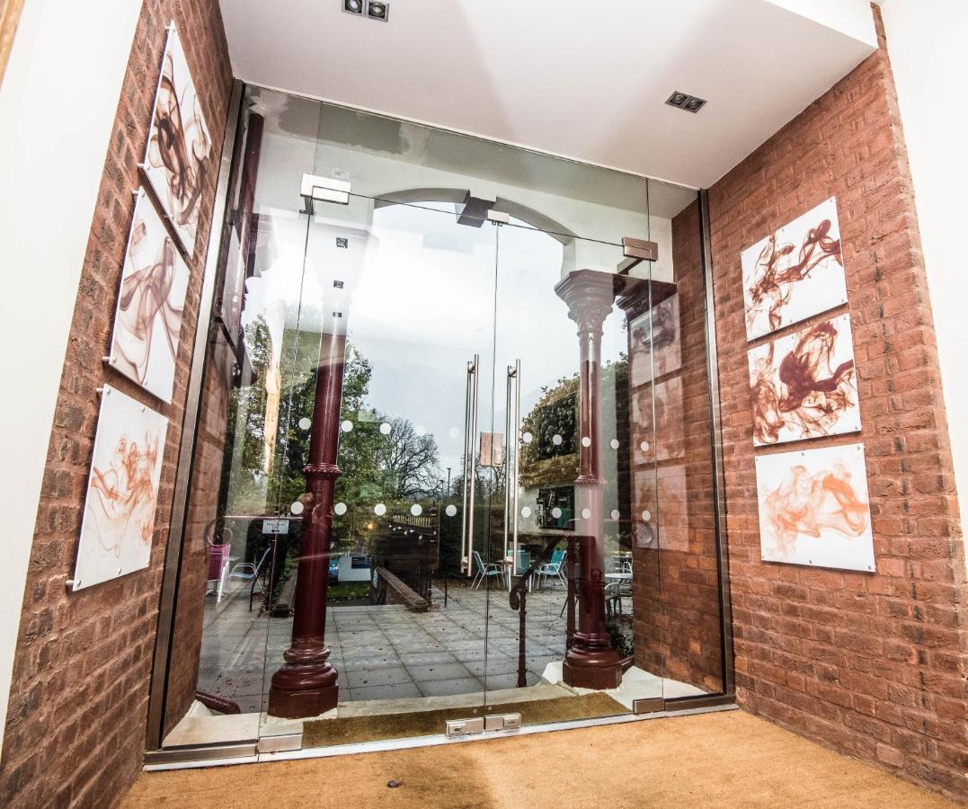 Leaside Hotel Luton  Exterior photo